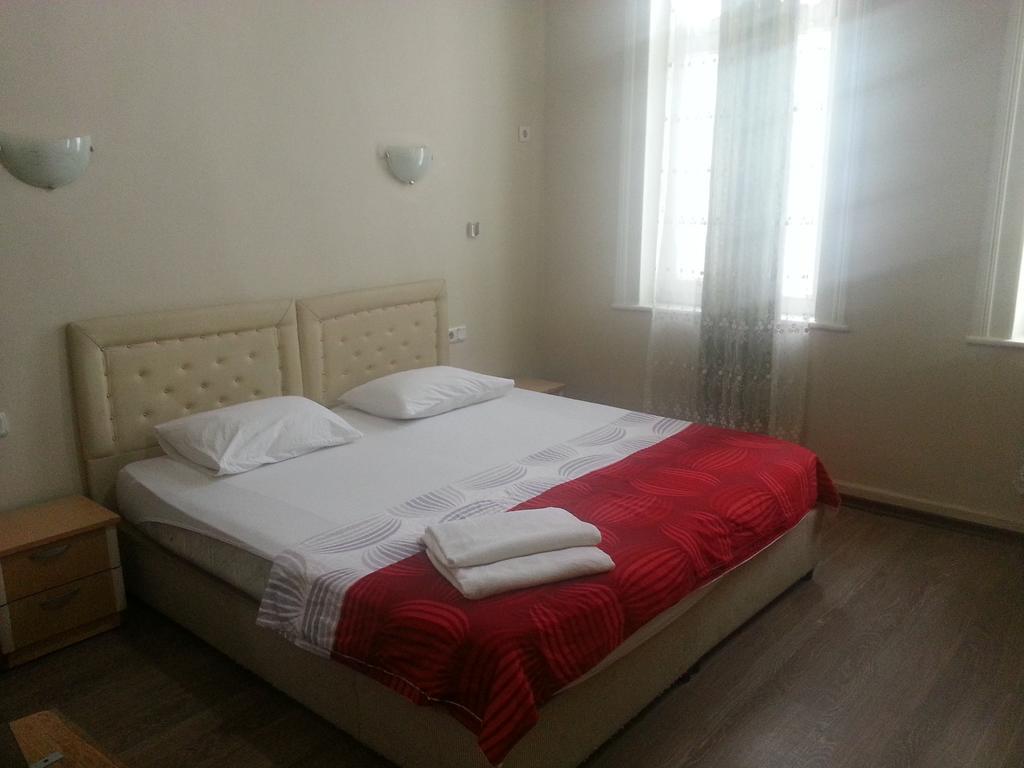 Laguna Otel Pansiyon İzmir Ngoại thất bức ảnh