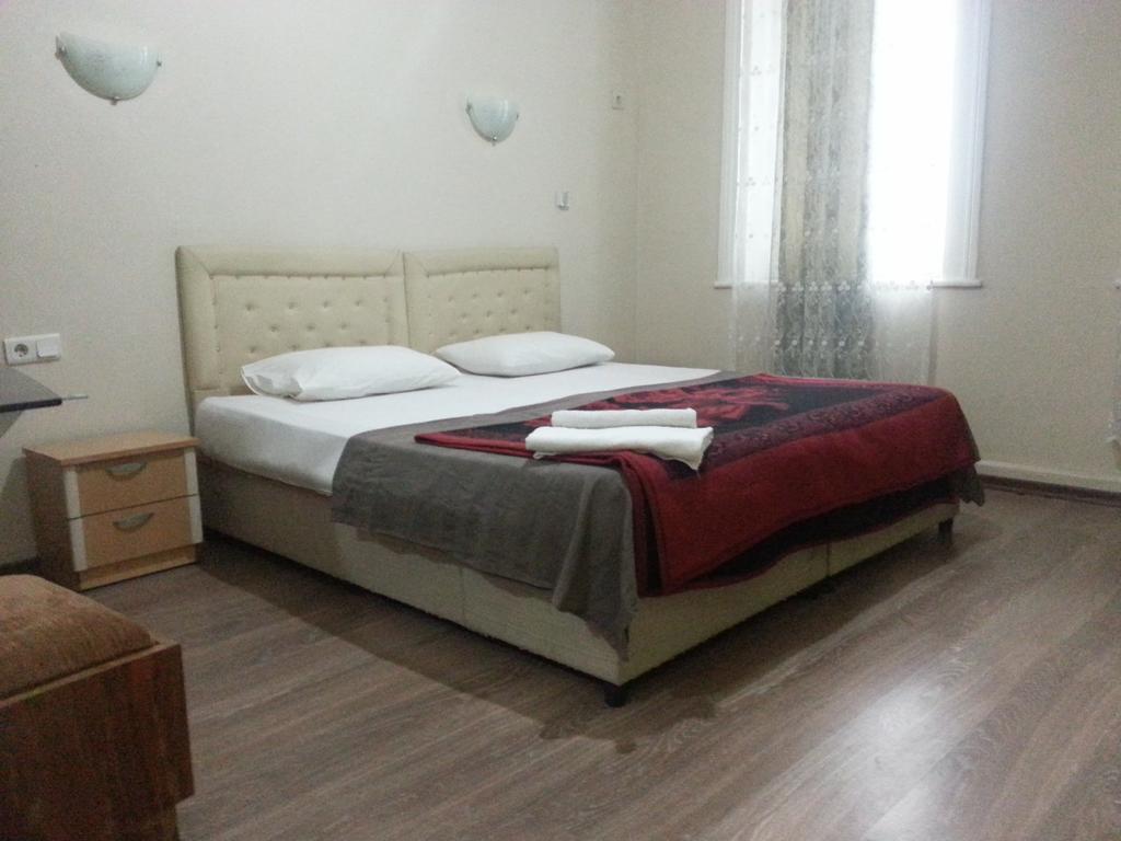 Laguna Otel Pansiyon İzmir Phòng bức ảnh